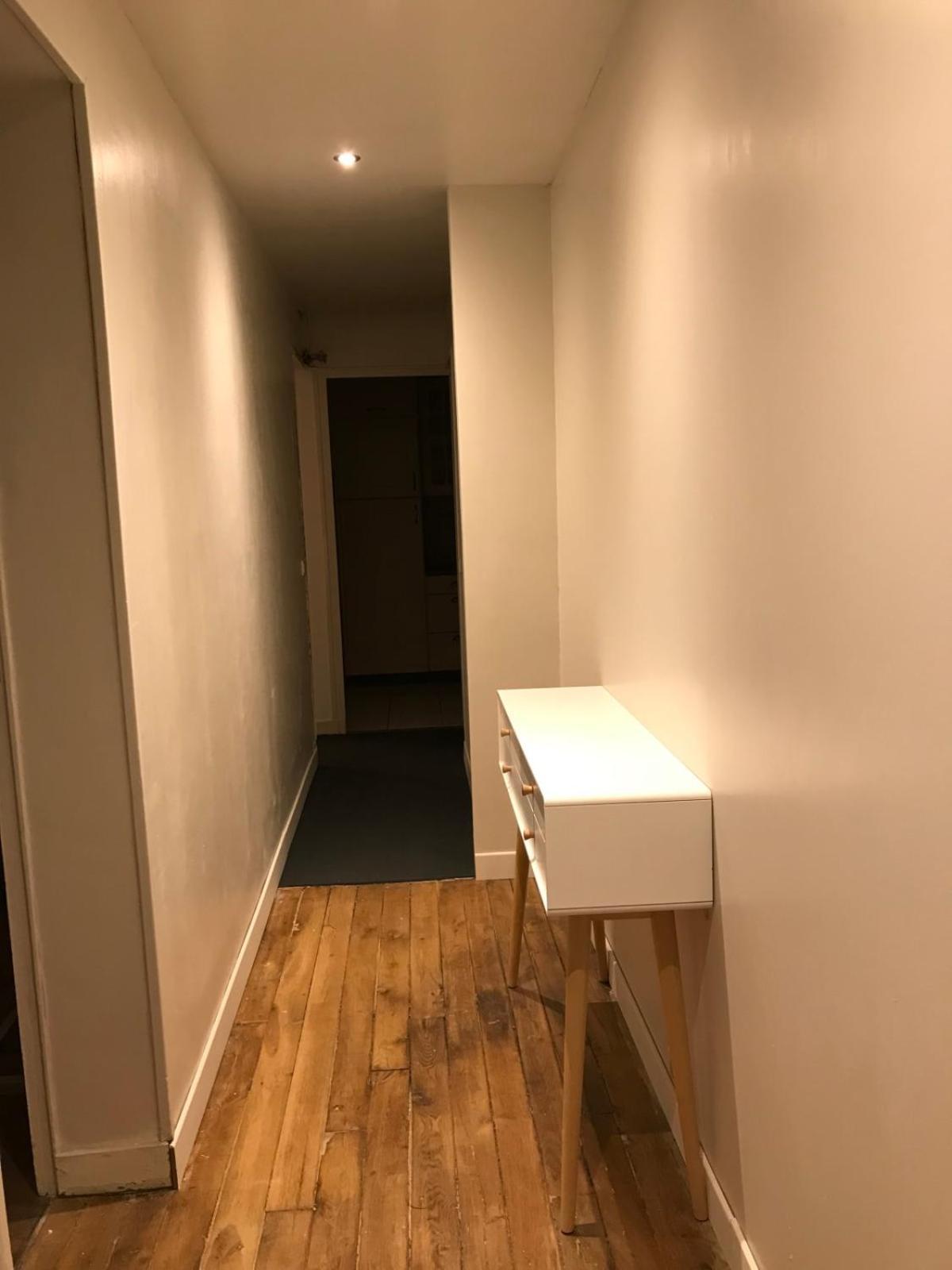 Apartment Spacious In 11eme