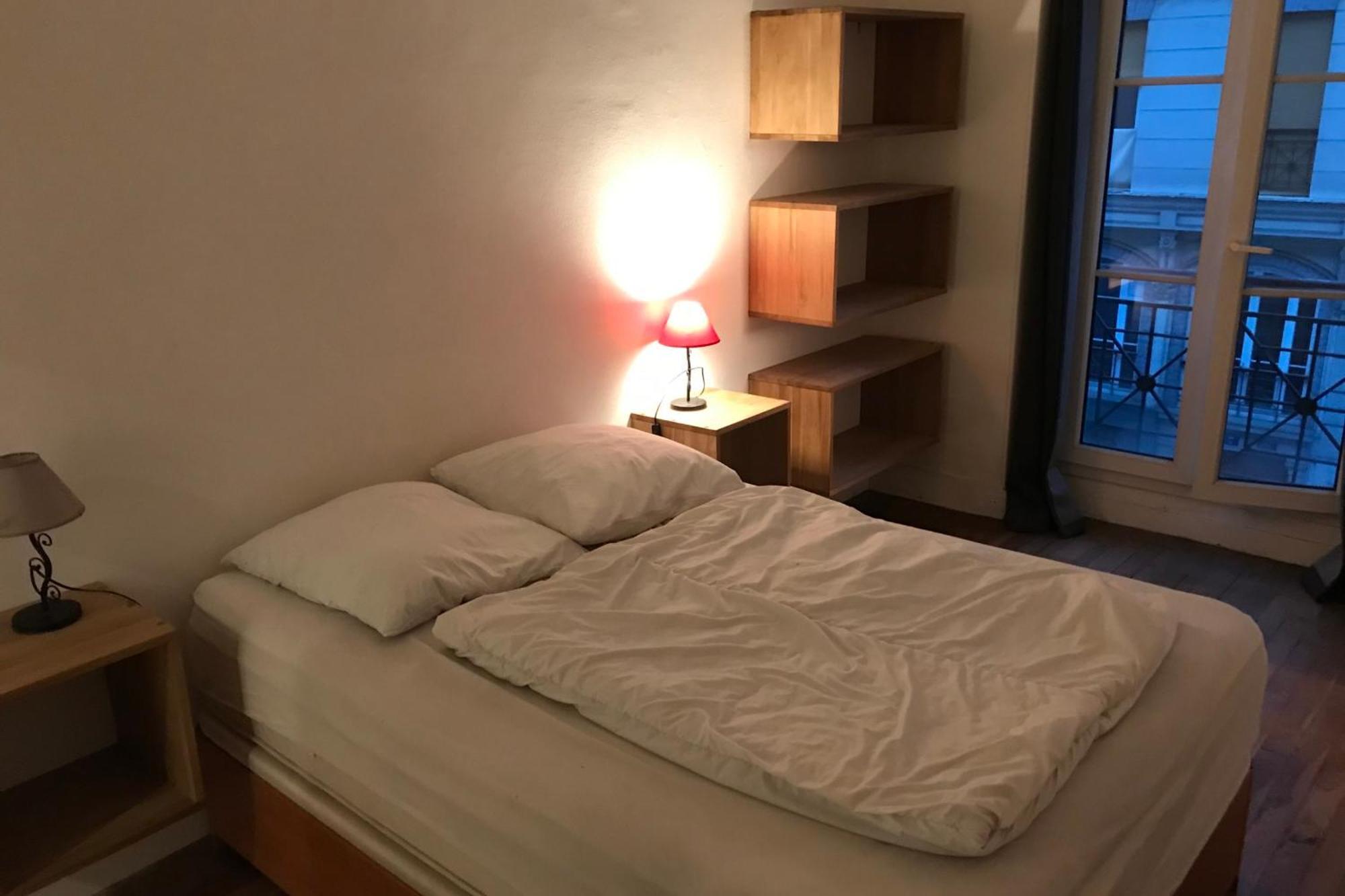 Spacious In 11eme Apartment Paris